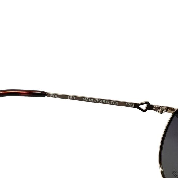 New Quay Australia Main Character Sunglasses Gold Smoke Polarized - Picture 7 of 8